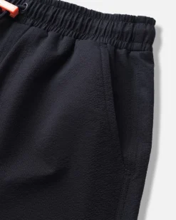 Commodore Woven Short