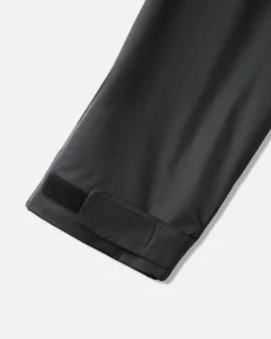 Terminal Windbreaker